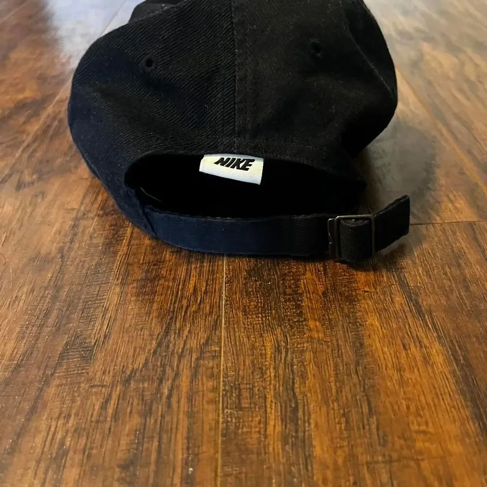 Nike Men's Black Hat